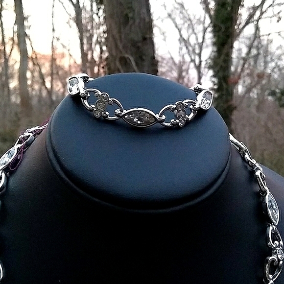 VINTAGE SWAROVSKI White Crystal Link Nklc&Bracelet - Picture 5 of 16